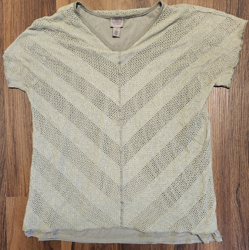 EUC Womens Sz 2 (L) Chico's Easywear Short Sleeve V-Neck Mesh Overlay Top